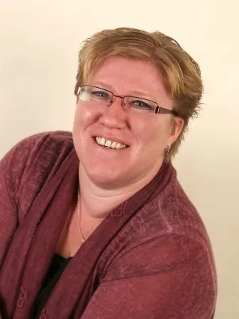 Portretfoto van Annemarie van den Berg