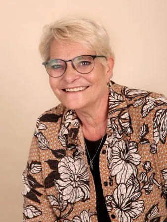 Portretfoto van Jacqueline Trapman