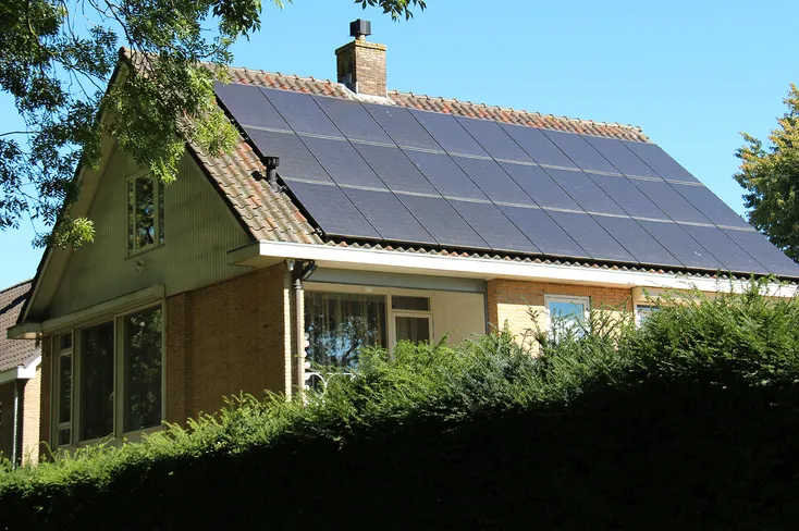 Btw-aftrek bij verhuur dak voor zonnepanelen?